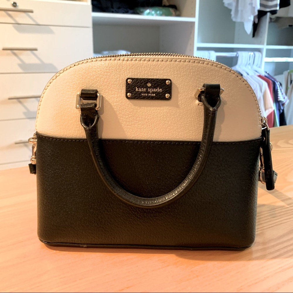 Kate Spade Black and Cream Crossbody Purse - LIKE NEW